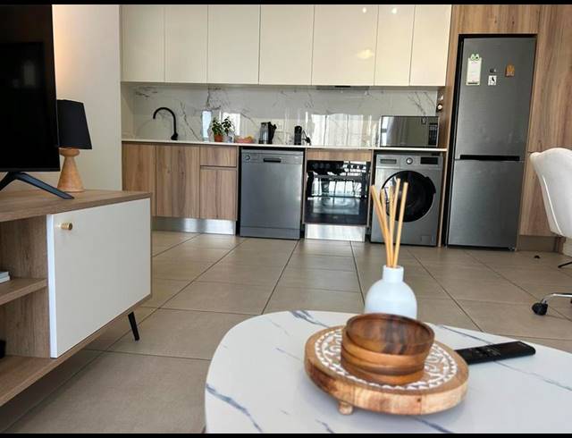 1 BEDROOM APARTMENT FOR SALE IN SANDOWN